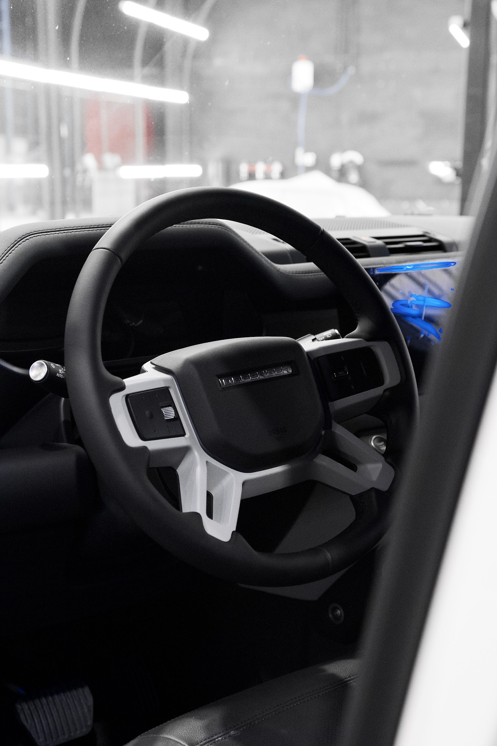 DEFENDER COUNTY (white)