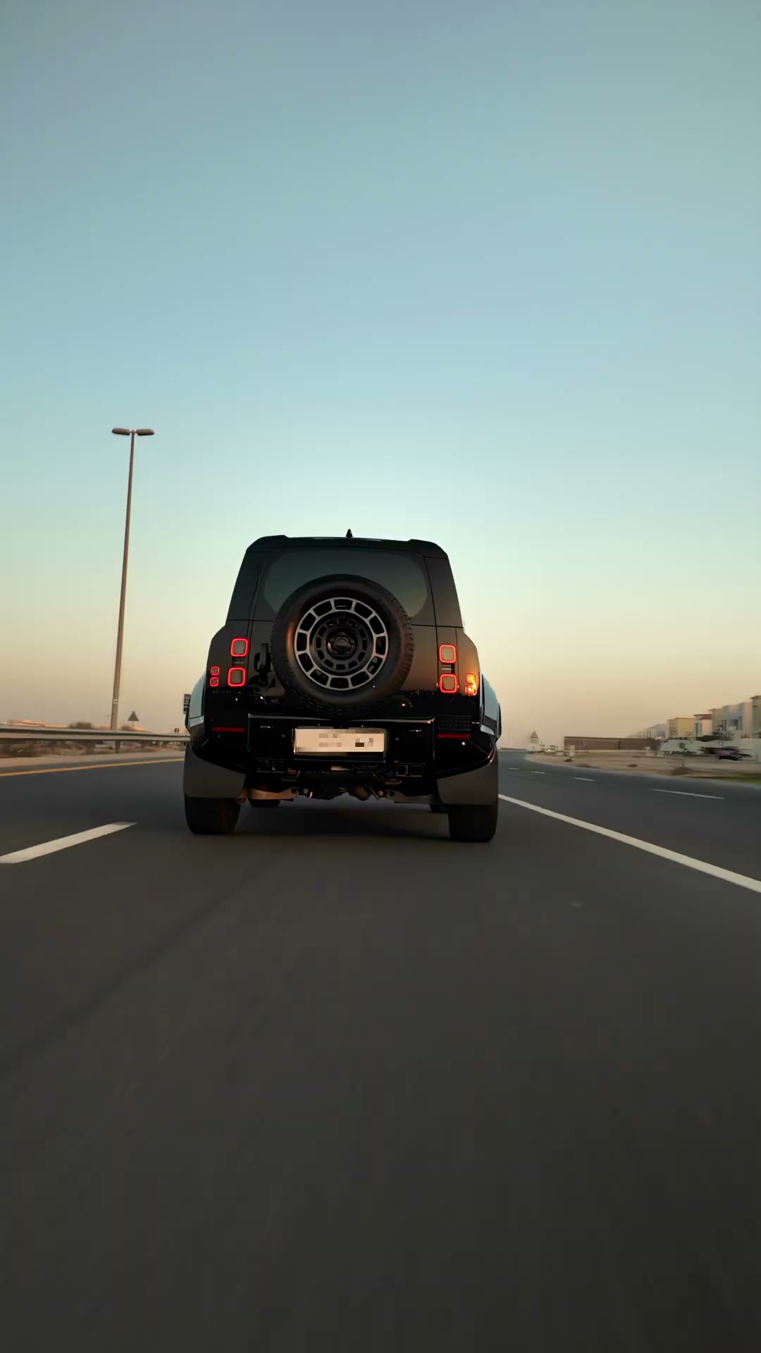 DEFENDER OKTA (black)